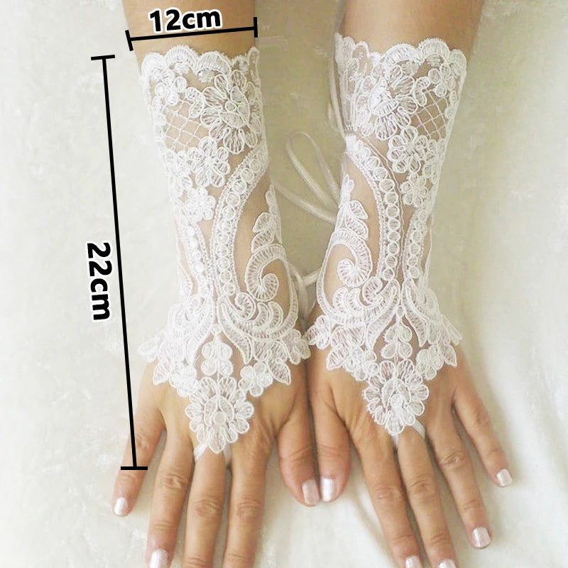 New Women Wedding Fingerless Gloves Lace White Black Wedding Gloves Mittens Accessory Girl Party Sexy Gloves Guantes Halloween