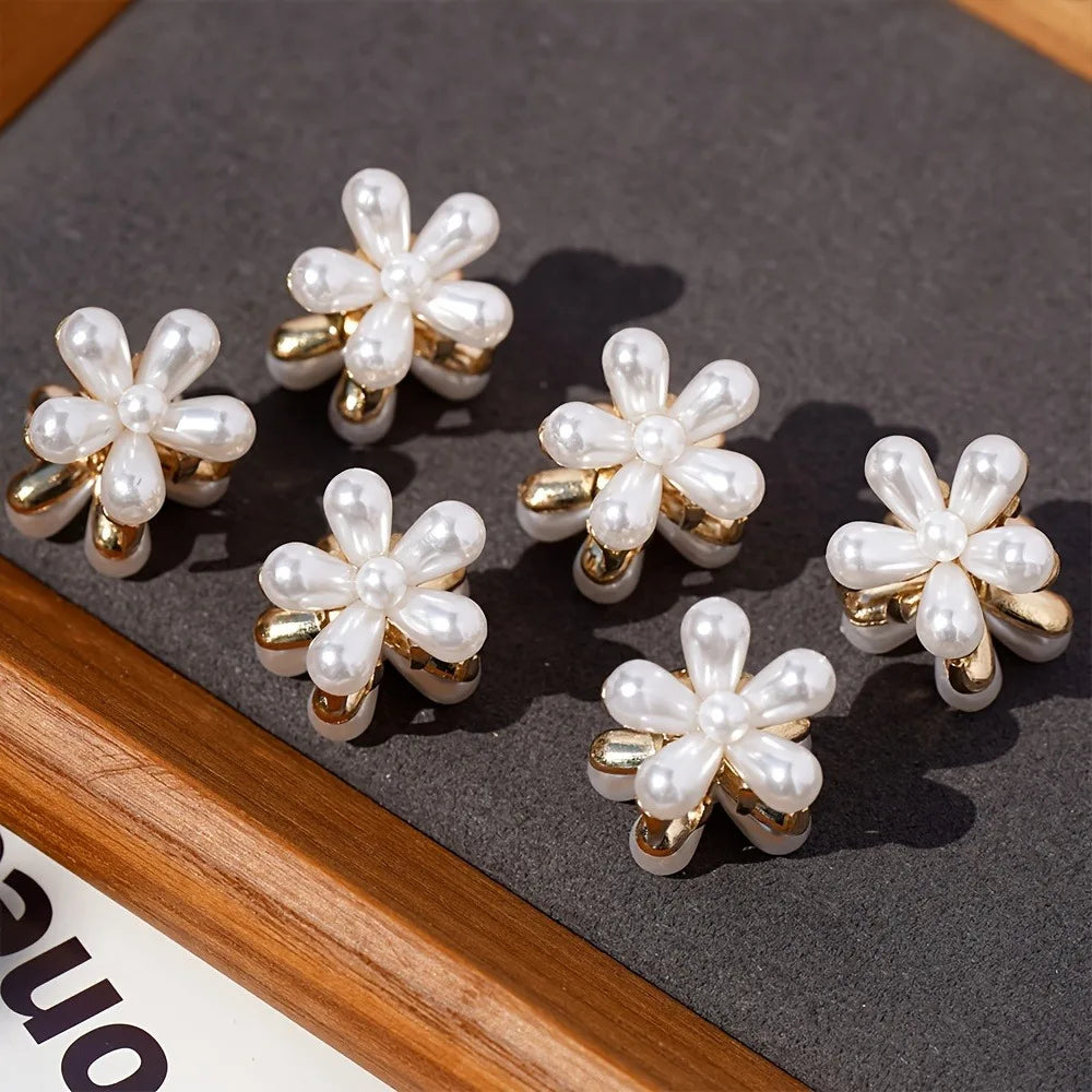 6pcs Elegant Bling Bling Rhinestone Flower Shaped Hair Grab Clips, Faux Pearl Decorative Hair Barrettes, Trendy Hair Decoration
