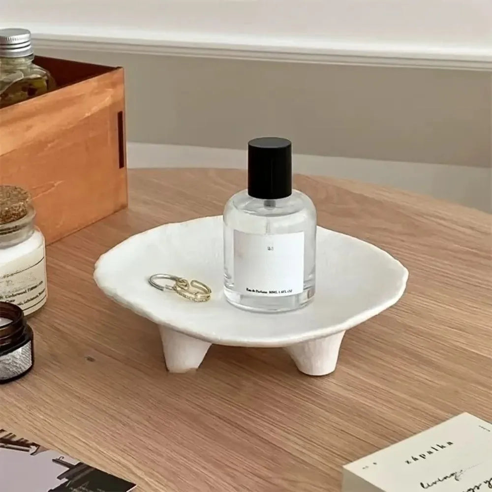 Unique Ceramic Jewelry Storage Tray Creative Irregular Three Legged Tray Portable Simple Desktop Storage Plate Entrance