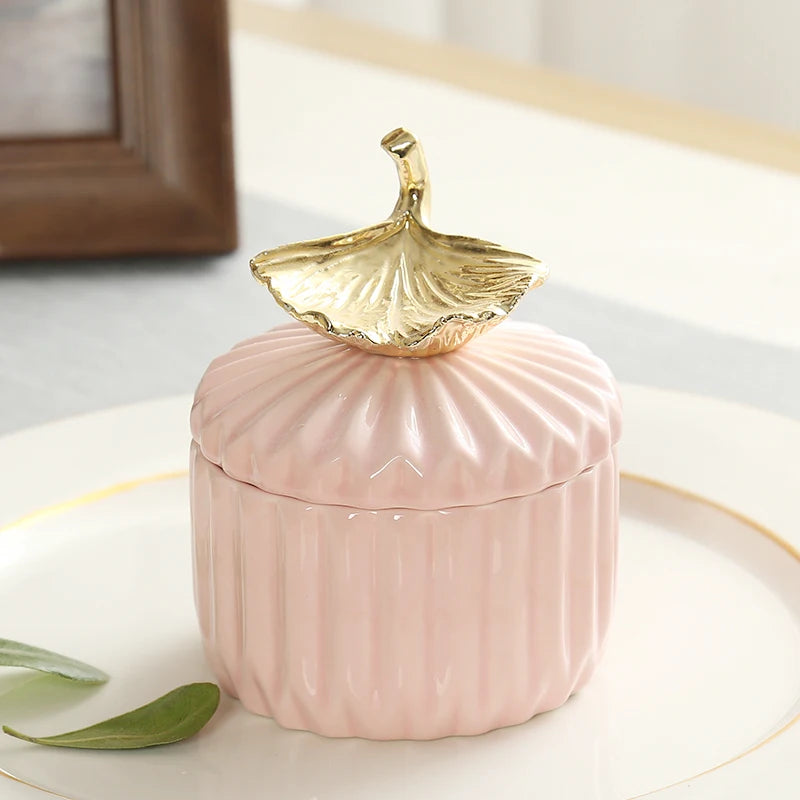 Nordic Golden Animal Ceramic Storage Jar Wedding Holiday Chocolate Candy Jar Dressing Table Jewelry Storage Box Home Decoration