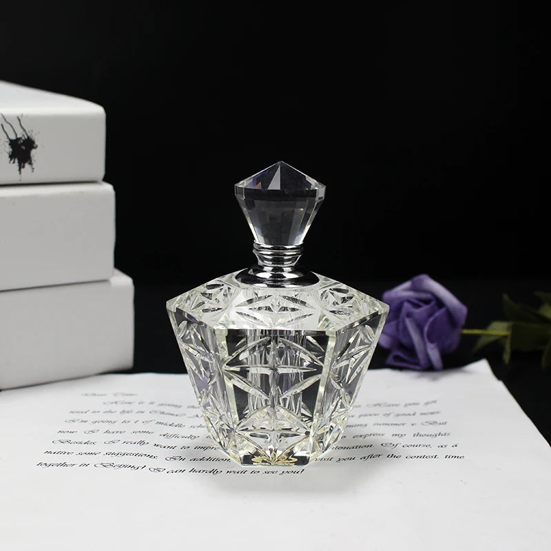 12ML Fashion Crystal Perfume Bottle Refillable Essential Oil Bottle Travel Perfume Cosmetic Bottle Lady's Gift