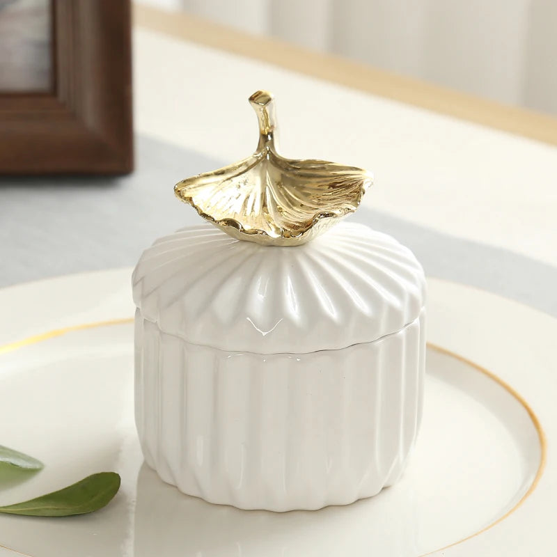 Nordic Golden Animal Ceramic Storage Jar Wedding Holiday Chocolate Candy Jar Dressing Table Jewelry Storage Box Home Decoration