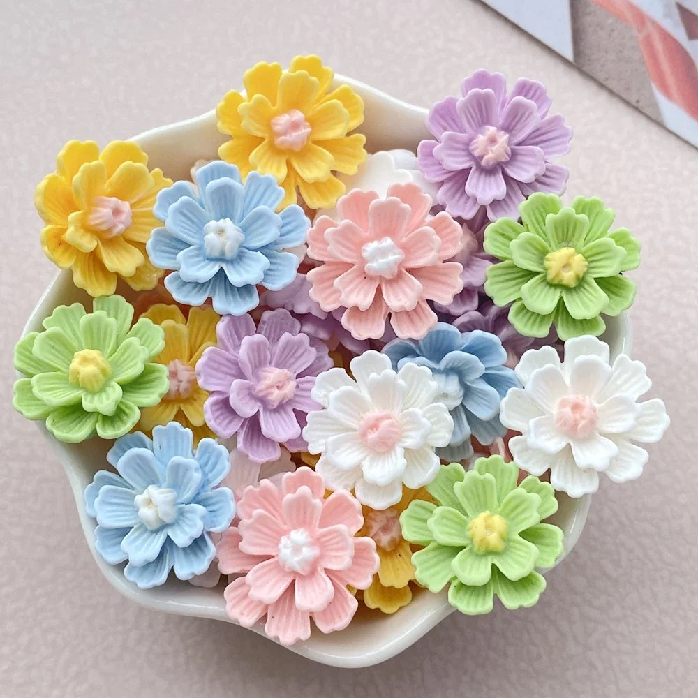 10pcs Resin 17mm Mini Cute Flower Flatback Rhinestone Scrapbook Ornaments DIY Wedding Appliques Craft