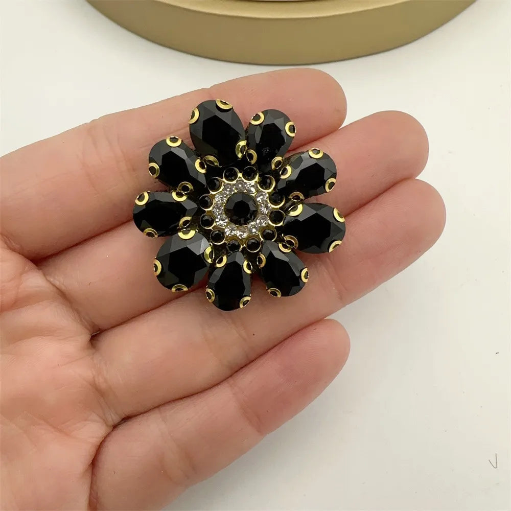 10PCS  Handmade flower shape beaded patches for clothing DIY rhinestone sequins Sew on appliques for clothes