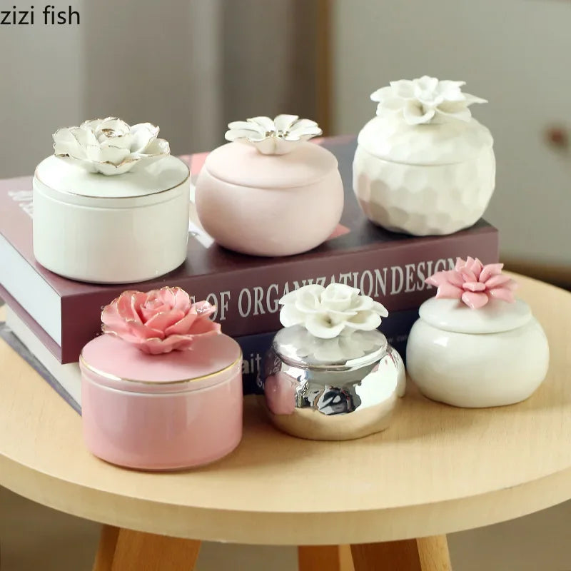 Hand Drawn Flower Ceramic Storage Jar Wedding Candy Box Jewelry Storage Box Storage Container Creative Gift Jar Home Decoration