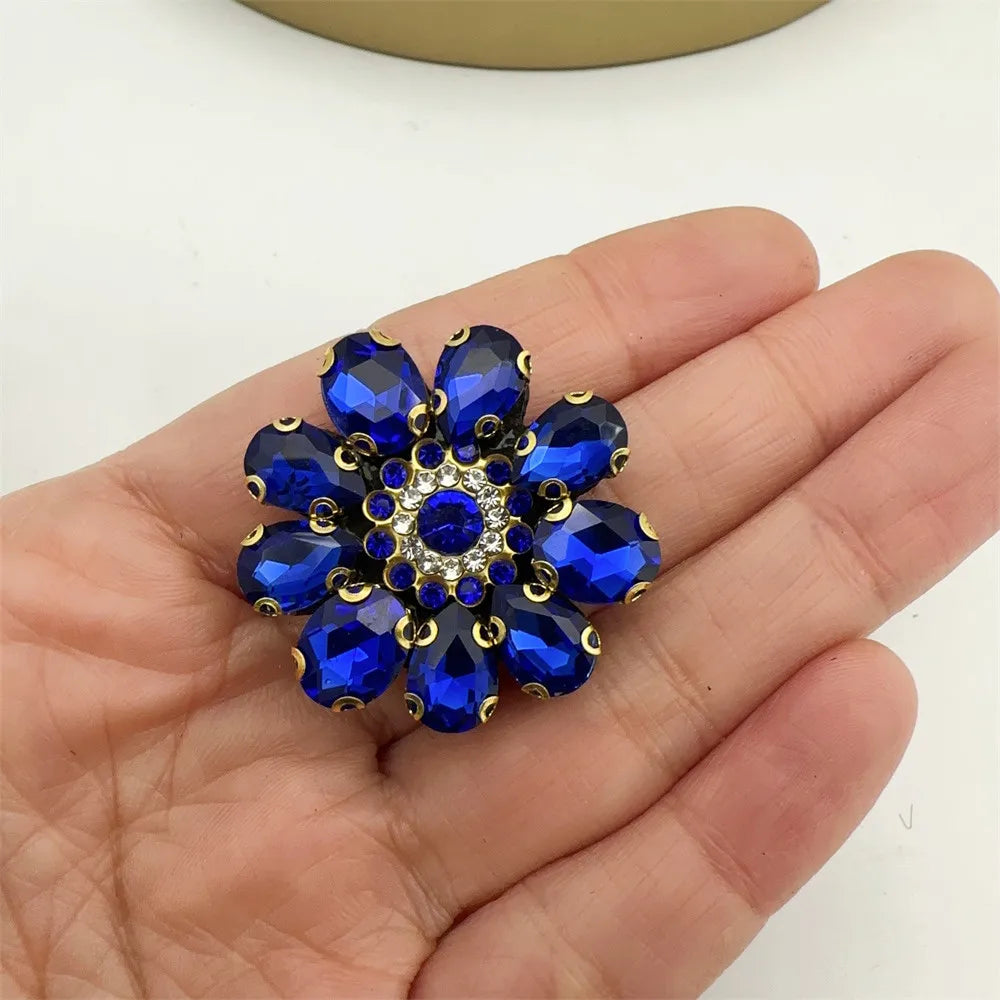 10PCS  Handmade flower shape beaded patches for clothing DIY rhinestone sequins Sew on appliques for clothes