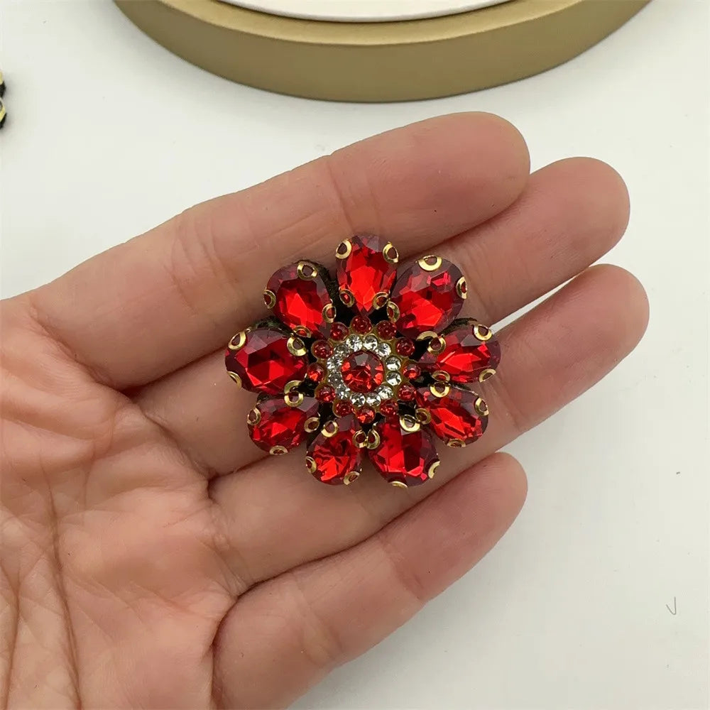10PCS  Handmade flower shape beaded patches for clothing DIY rhinestone sequins Sew on appliques for clothes