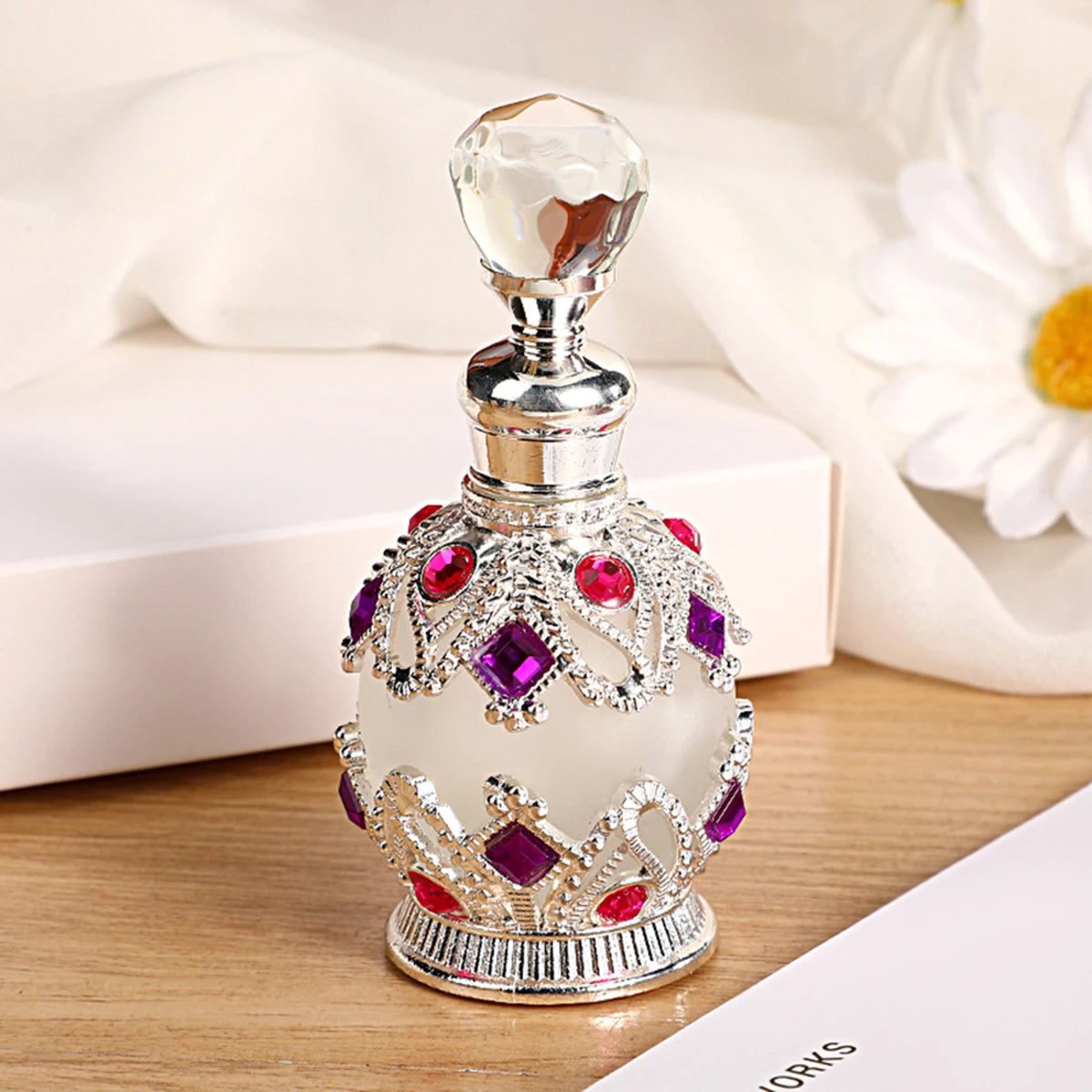15ML Crystal Vintage Style Perfume Bottle Refillable Perfume Atomizer Perfume Dispensers For Beauty Salon Arab Style
