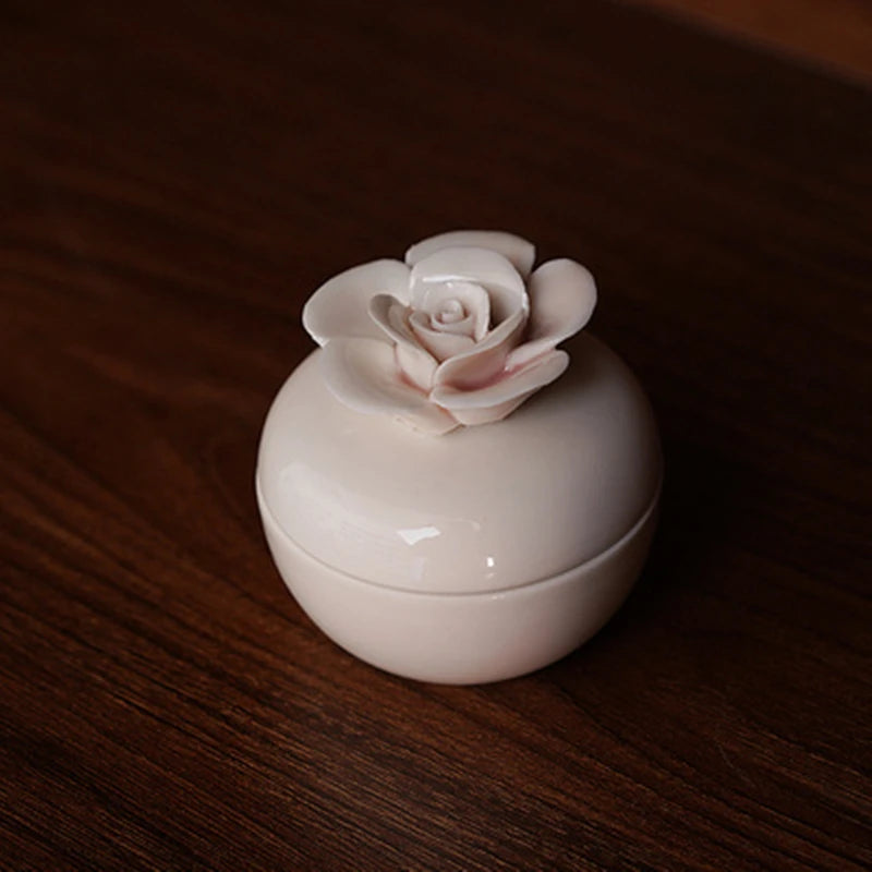 European Style Handmade Pinched Flower Shaped Ceramic Jewelry Box Exquisite Jewelry Organizer Living Room Candy Storage Box