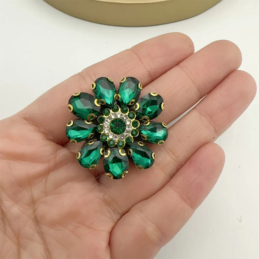 10PCS  Handmade flower shape beaded patches for clothing DIY rhinestone sequins Sew on appliques for clothes