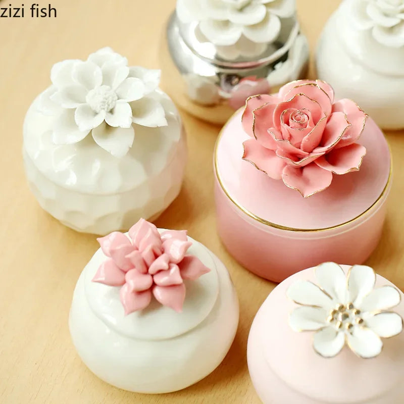 Hand Drawn Flower Ceramic Storage Jar Wedding Candy Box Jewelry Storage Box Storage Container Creative Gift Jar Home Decoration