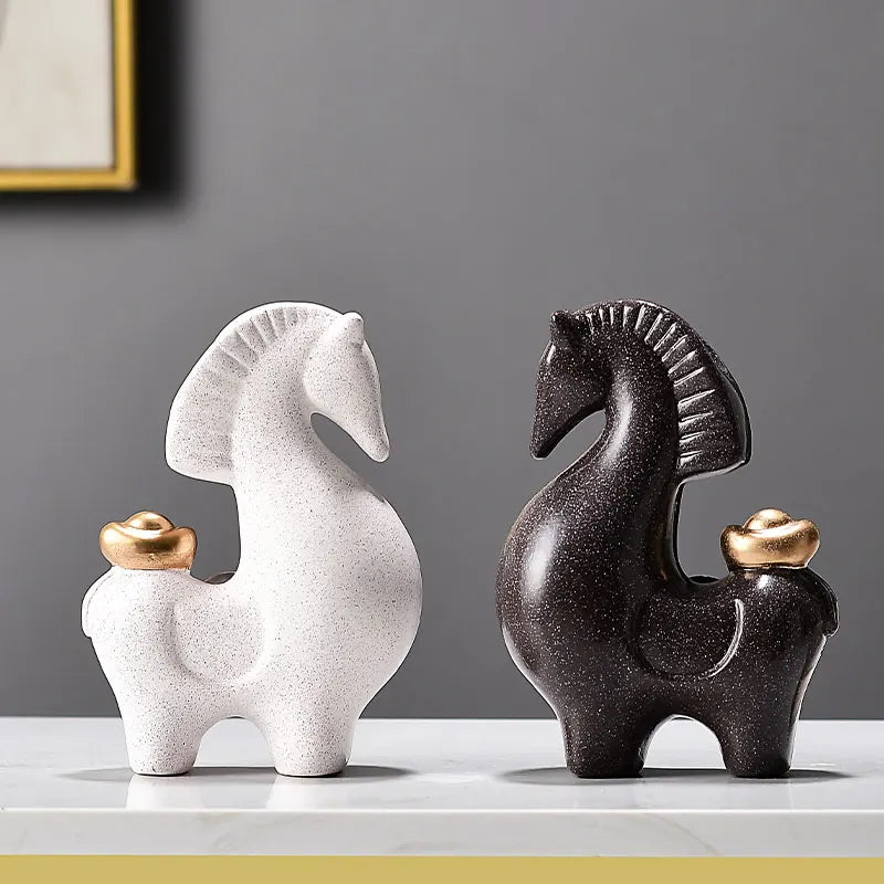 Luxury Ceramic Horse Decor – Modern Gift Piece