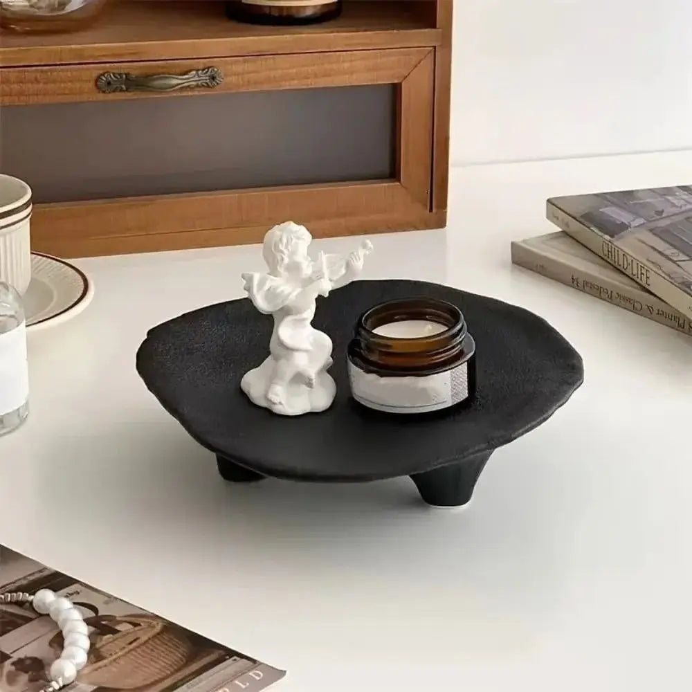 Unique Ceramic Jewelry Storage Tray Creative Irregular Three Legged Tray Portable Simple Desktop Storage Plate Entrance