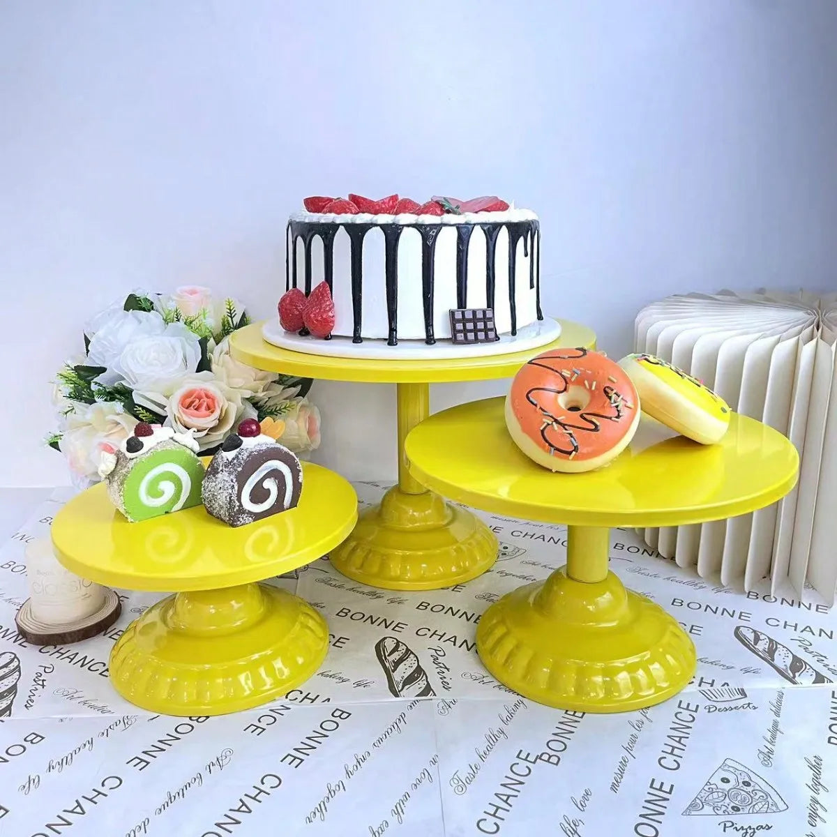 Yellow Cake Stand Wrought Iron Dessert Tray Afternoon Tea Birthday Party Home Decor Fruit Display Stand Plate