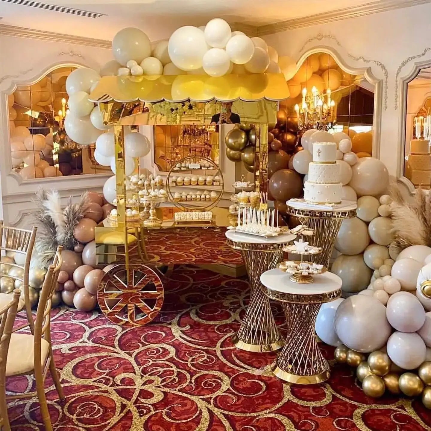 Luxury Wedding Decoration French Gold Dessert Table Cylinder Flower Stand Cake Holder For Party Banquet Hall Site Layout Props