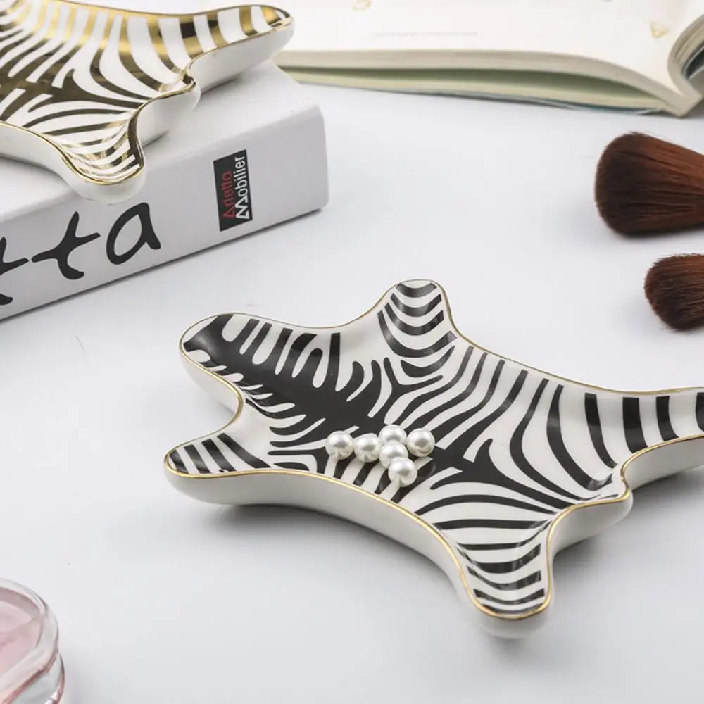 Desktop Ornament Ceramic Jewelry Tray Creative Portable Bathroom Storage Tray Simple Multi-Function Storage Plate Food