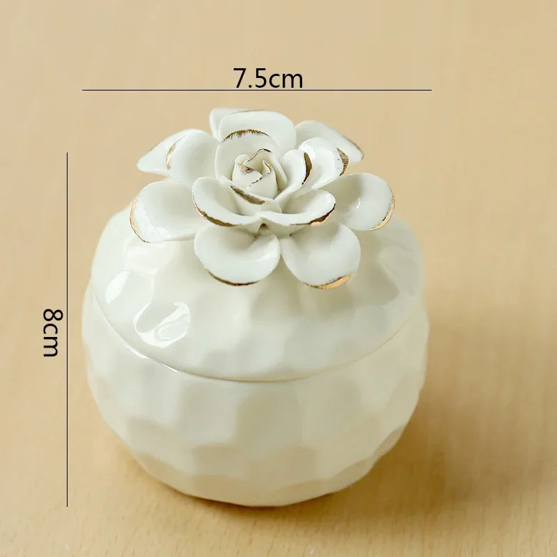 Hand Drawn Flower Ceramic Storage Jar Wedding Candy Box Jewelry Storage Box Storage Container Creative Gift Jar Home Decoration