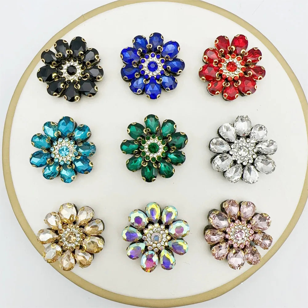 10PCS  Handmade flower shape beaded patches for clothing DIY rhinestone sequins Sew on appliques for clothes