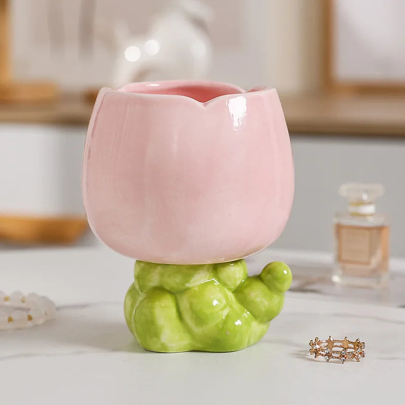 Flower Ceramic Vase Cute Decoration Living Room Flower Arrangement Table Surface Flower Decoration Makeup Pen Storage Bucket